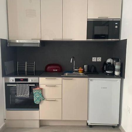 Cosy Apartment In Paris Saint-Ouen  Bagian luar foto