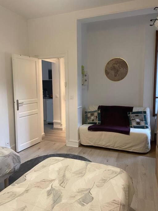 Cosy Apartment In Paris Saint-Ouen  Bagian luar foto